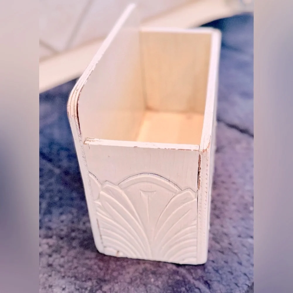 SHABBY CHIC Wooden Vintage Ivory Chippy Painted Desk Organizer Wood Box Mail Bin